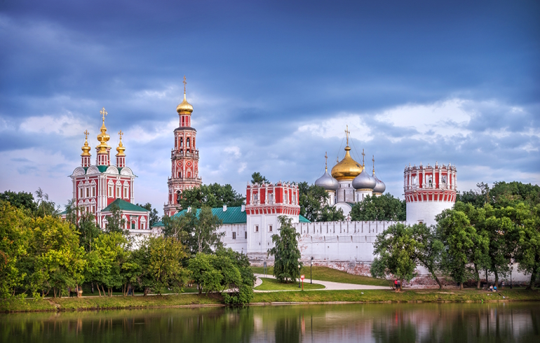 Москва почем твои златые купола: история и значение архитектурных шедевров
